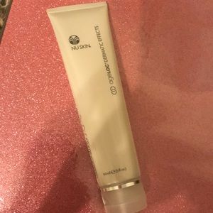 Ageloc dermatic effects